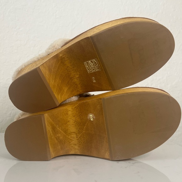 NWOB Tory Burch Suede Clogs Mules size 6.5 - Picture 4 of 12